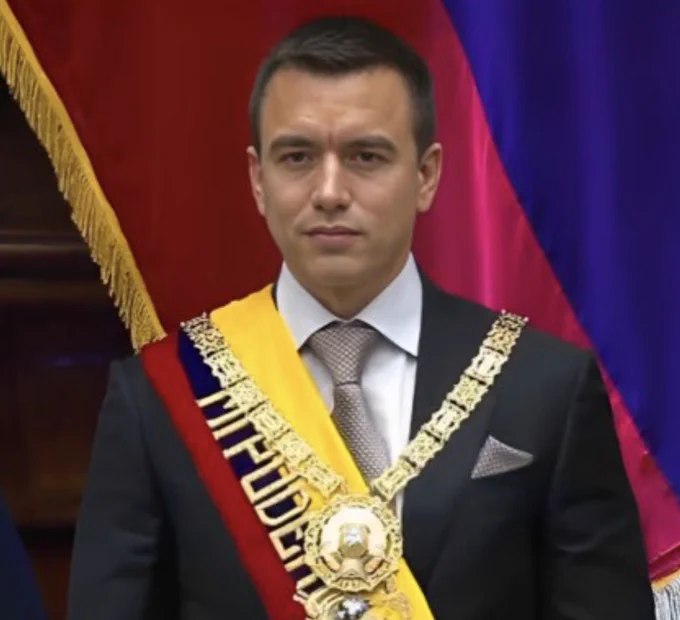 厄瓜多尔保守派总统诺沃亚宣布发动大规模反帮派行动，部署7.5万名士兵和警察，重点打击全国帮派控制区域