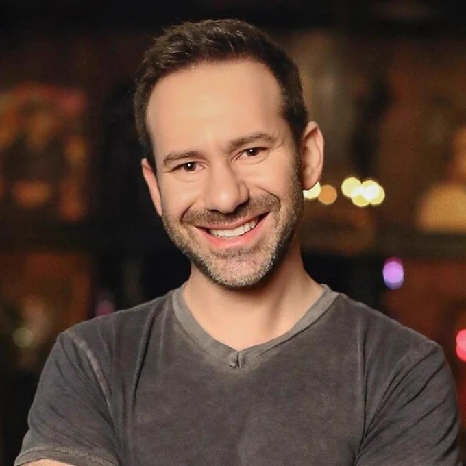 突发：OnlyFans平台所有者、乌裔美国商人列昂尼德·拉德文斯基因癌症去世，享年43岁