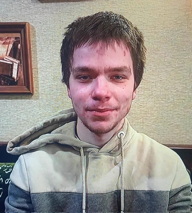 俄军第150师第102摩托化步枪团一名士兵被指控向乌克兰军方泄露己方部队坐标，导致俄军损失惨重：阵亡人数多达150人，另有约50人受伤，至少2辆坦克被摧毁，1套多管火箭炮系统遭到打击