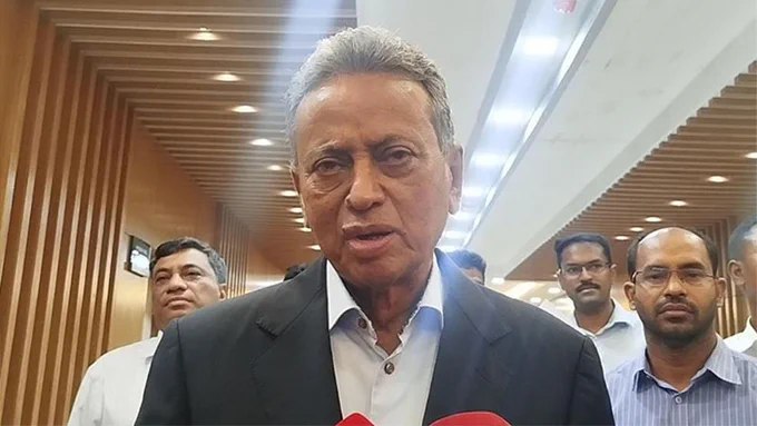 孟加拉国财政部长已向美国大使申请临时许可，以进口俄罗斯石油，理由是"中东战争引发的全球市场不确定性"