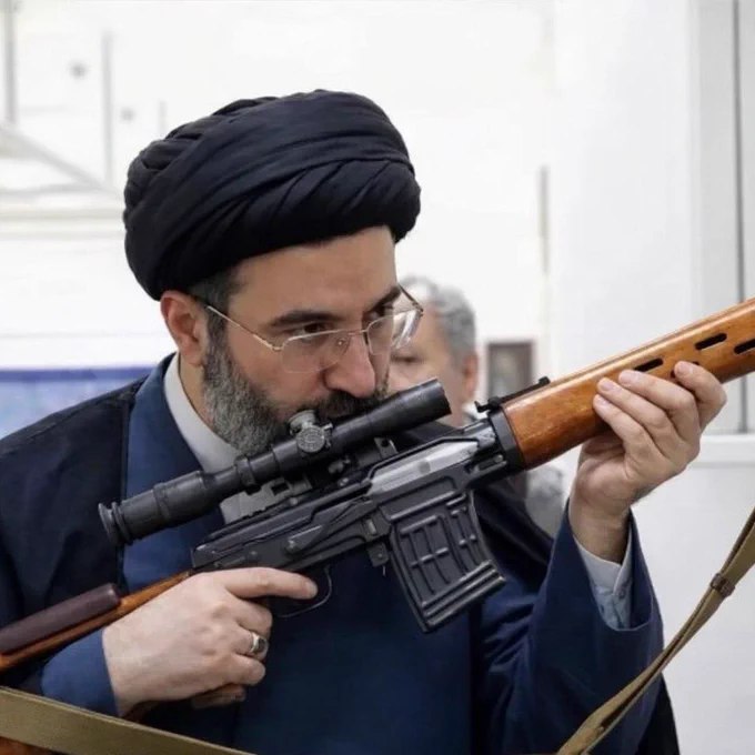 以色列外长吉迪恩·萨尔表示，伊朗新任最高领袖穆杰塔巴·哈梅内伊"比其父、已故的阿里·哈梅内伊更为极端"