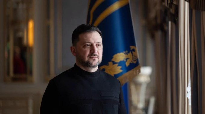 泽连斯基接受采访时发表多项声明：▪有10项法案对获得资金至关重要，需在未来一个月内完成表决