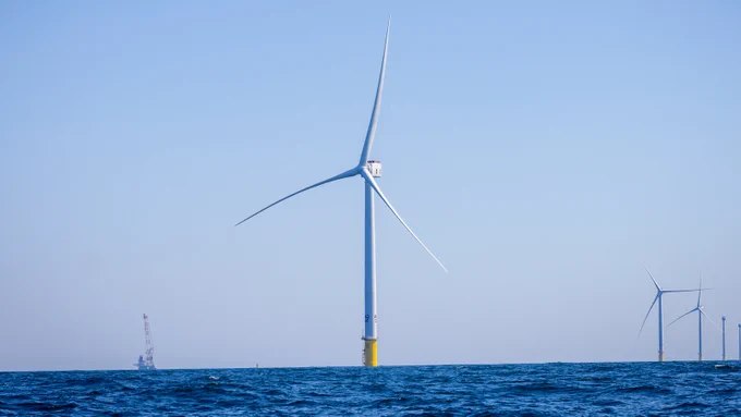 川普政府将向法国能源巨头道达尔能源支付约10亿美元，以换取该公司取消在美国东海岸规划中的海上风电项目