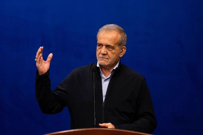 伊朗总统佩泽希齐扬表示：谈判期间我们已遭受两次袭击，如今又目睹能源基础设施遭到打击，尽管华盛顿此前作出过承诺