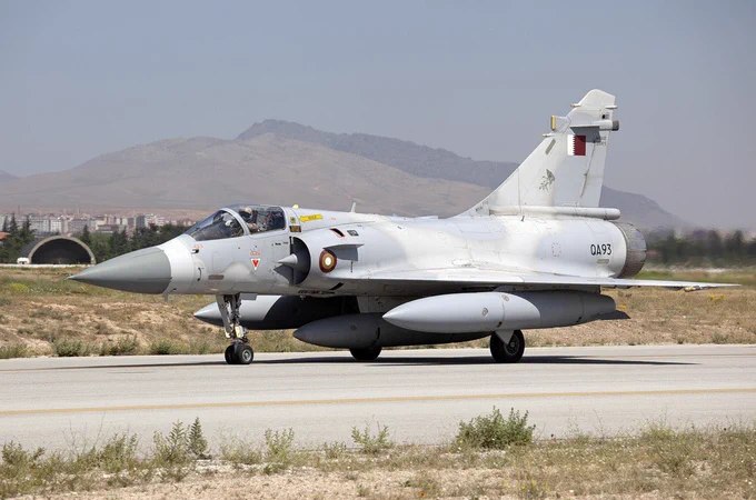 乌克兰向卡塔尔提议，以提供反无人机支援（包括拦截系统及应对伊朗沙赫德无人机的专业技术）换取约12架幻影2000战机