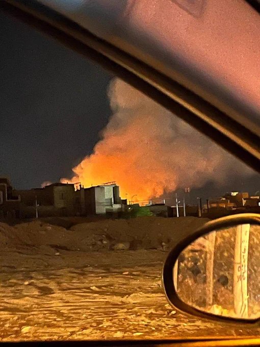 伊朗卡沙尼市当地时间凌晨1时30分遭到袭击，据收到的图像显示，袭击地点疑为伊玛目礼萨大道、伊斯兰革命卫队花卉仓库或革命卫队家属住宅区