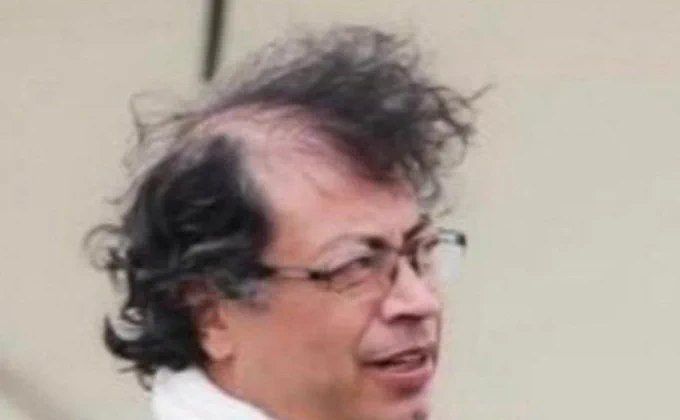 突发：据美联社报道，哥伦比亚极左翼总统古斯塔沃·佩特罗已被美国缉毒局（DEA）列为"优先打击目标"