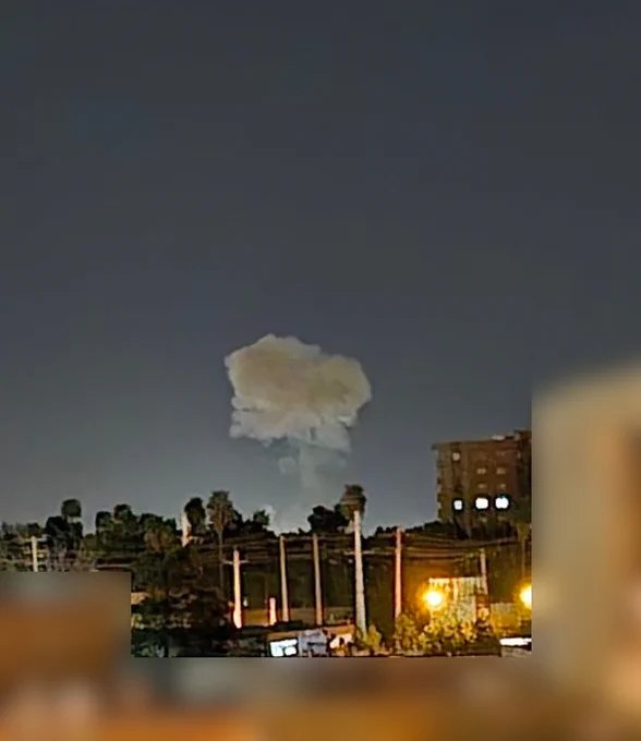 伊朗：据收到的图片显示，设拉子机场方向遭到袭击