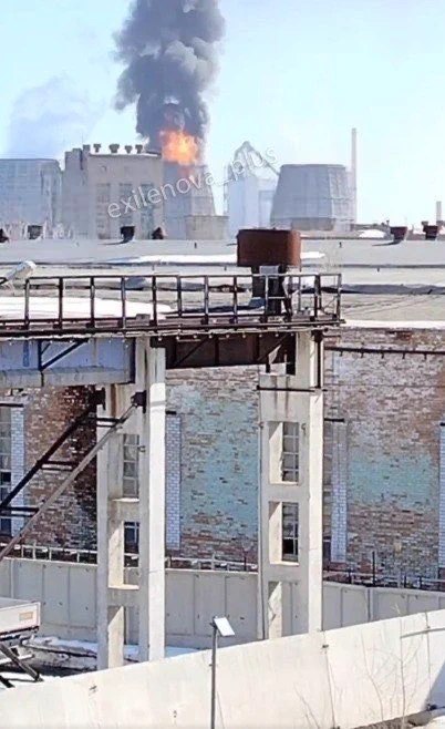 俄罗斯巴什基尔共和国斯捷尔利塔马克市，巴什基尔纯碱公司化工厂发生火灾