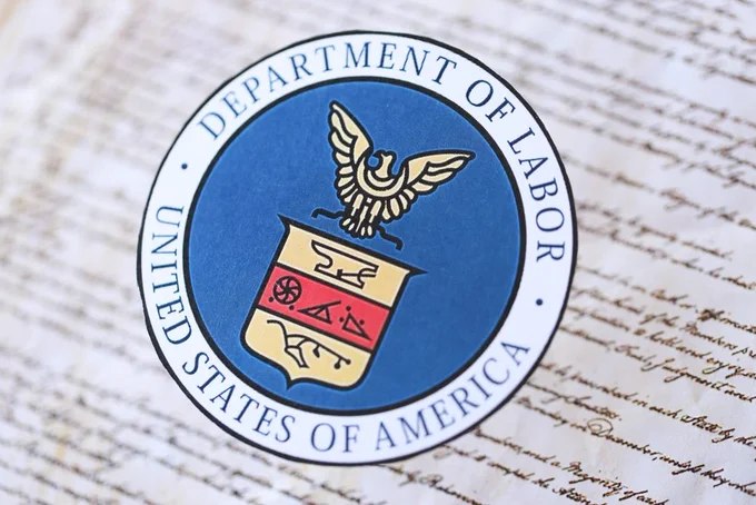美国劳工部提出新规，拟扩大401(k)退休账户投资私募资产的渠道，落实川普总统关于推动退休投资大众化的行政令