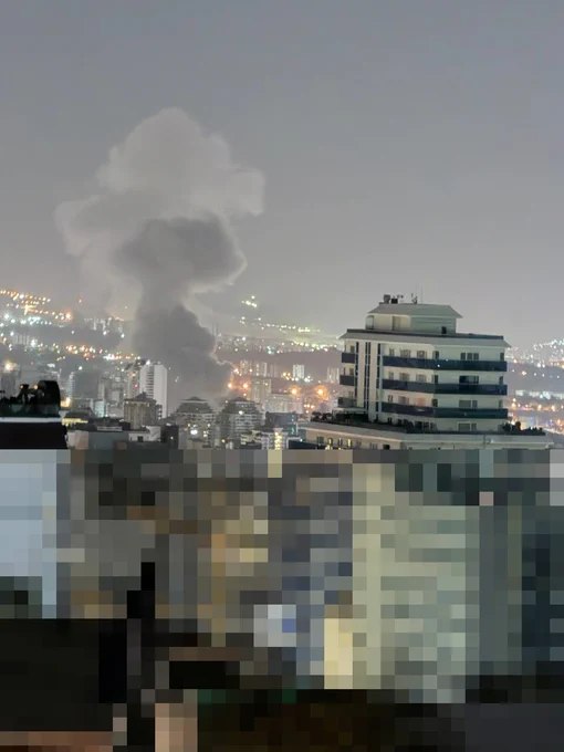 据收到的图片，周一凌晨约3时15分，德黑兰尼亚瓦兰方向遭到袭击