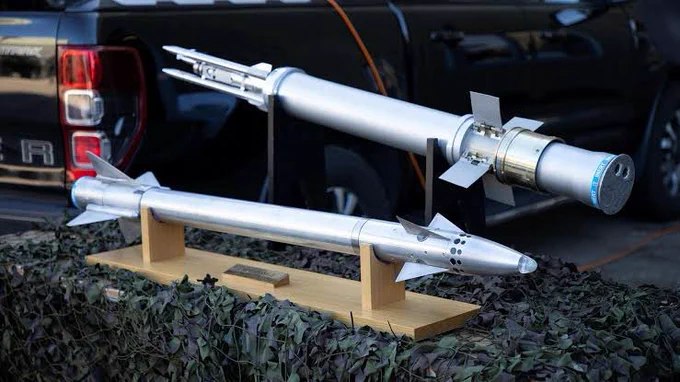 英国国防部宣布，额外拨款1亿英镑向乌克兰提供军事援助，用于加强其防空系统