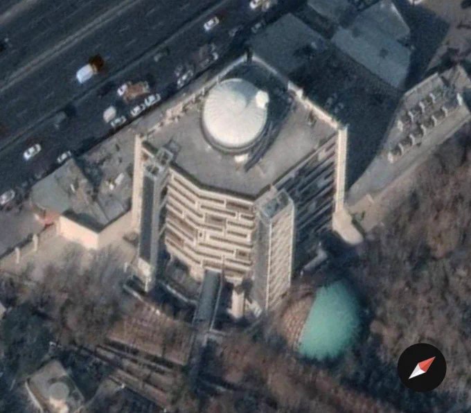 美国与以色列据报昨夜联合空袭伊朗，位于伊斯法罕的伊斯法罕光学工业公司设施遭到严重破坏