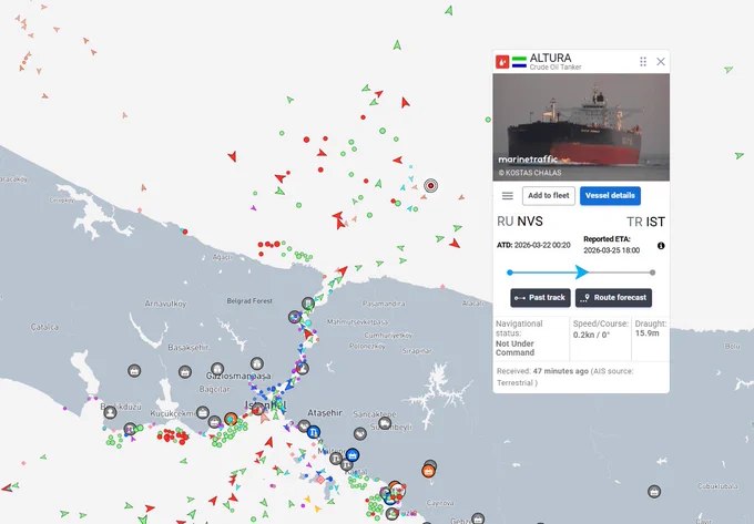 突发：一艘名为"Altura"的土耳其油轮在黑海遭到袭击