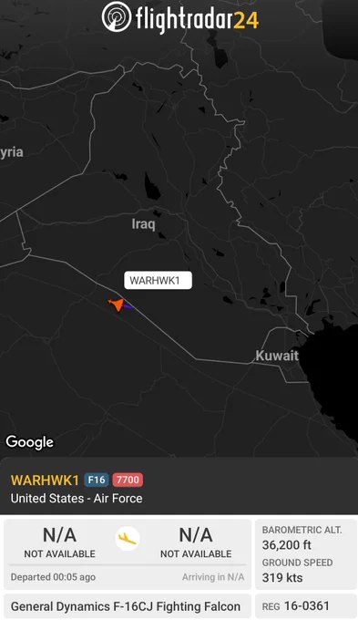 一架美国空军 F-16CJ战斗机正飞离伊朗/伊拉克空域，并已发出7700应急识别码——这是国际通用的飞行紧急求救信号，表明机组人员正面临严重险情