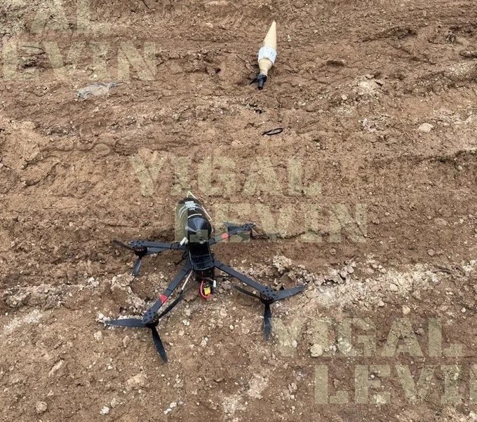 以色列黎巴嫩前线发现真主党未爆FPV无人机，其中包括光纤制导型